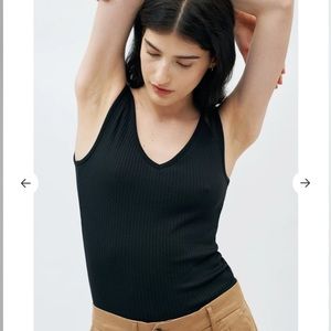 Kotn ribbed v-neck tank in Black